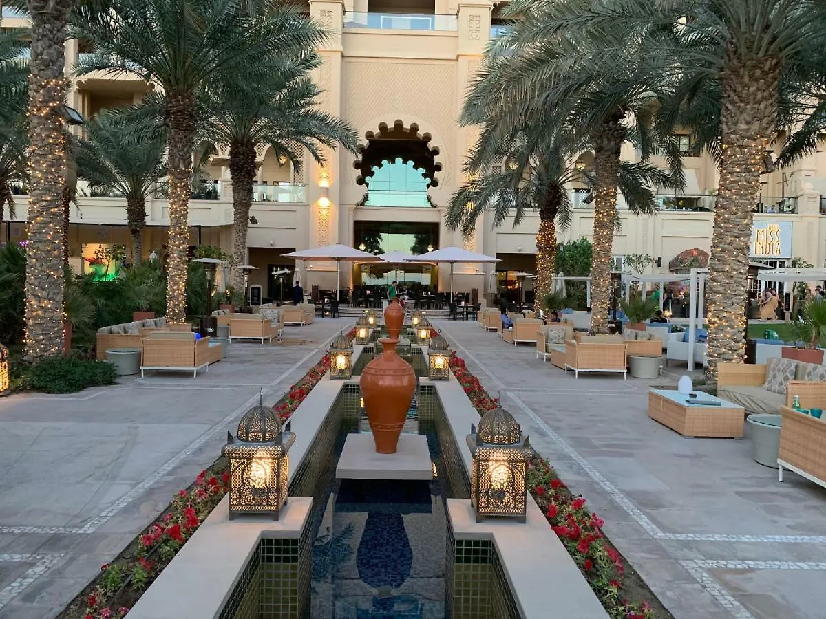 Amazing 2Br Apartment Dubai